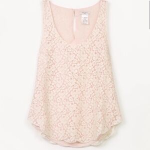 Talula Aritzia blush pink lace sleeveless top